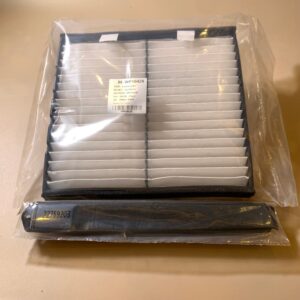 Electrostatic cabin air filter WP10428, particulate media with micro band anti-microbial coating