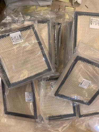 04861756AA replacement engine air filter for Jeep Grand Cherokee Dodge Durango